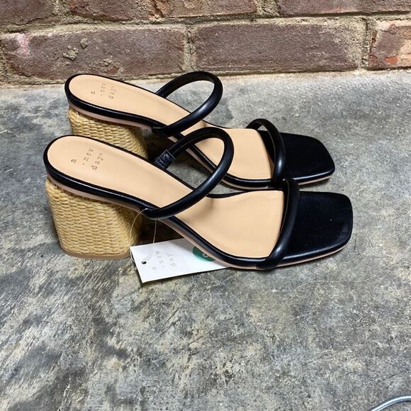 A New Day Black Miley Whicker Block Heel Sandal Size 8.5 NWT - Picture 4 of 9